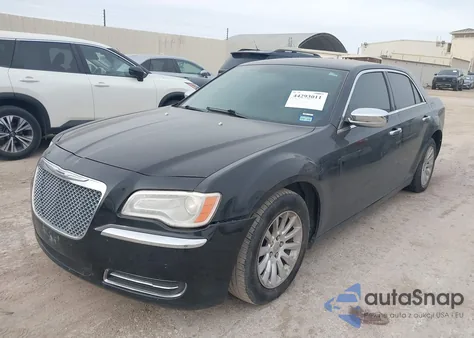 2012 Chrysler 300 из США, поврежденный, VIN 2C3CCAAG0CH202797